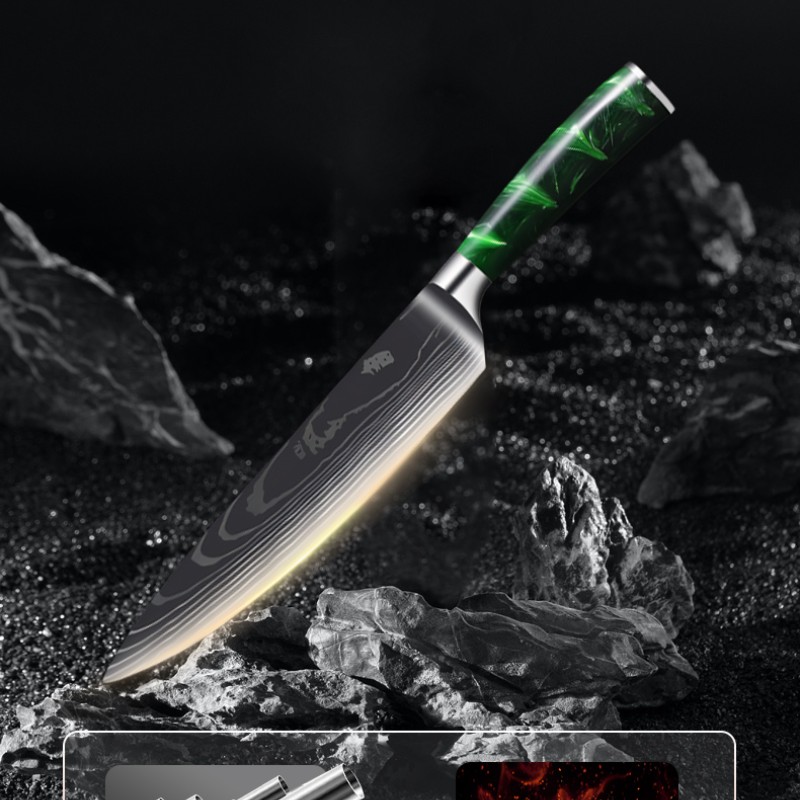 8-inch Damascus-pattern resin-handled chef's knife 4