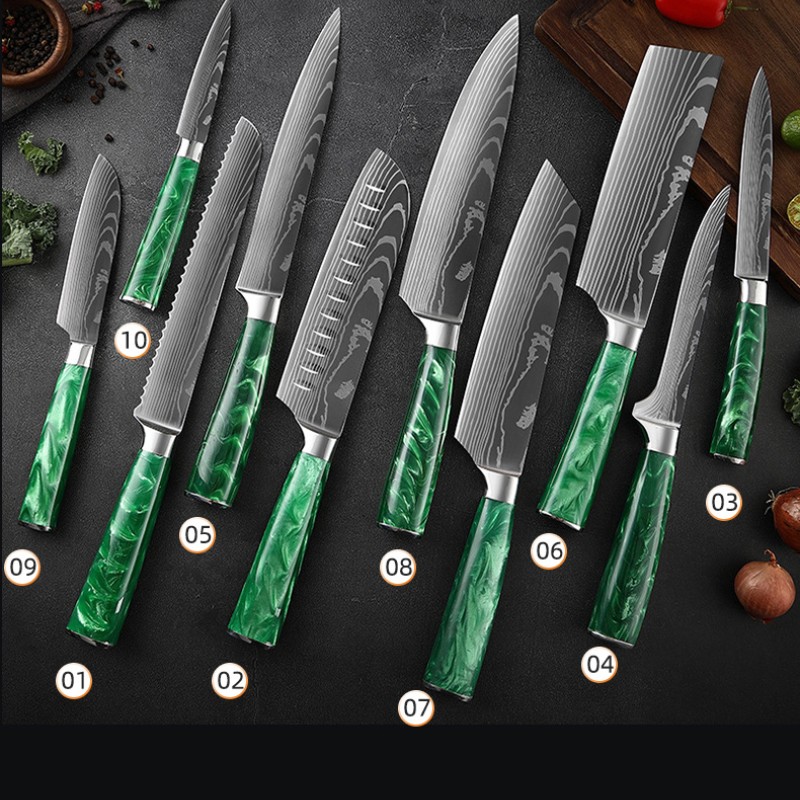 8-inch Damascus-pattern resin-handled chef's knife 3
